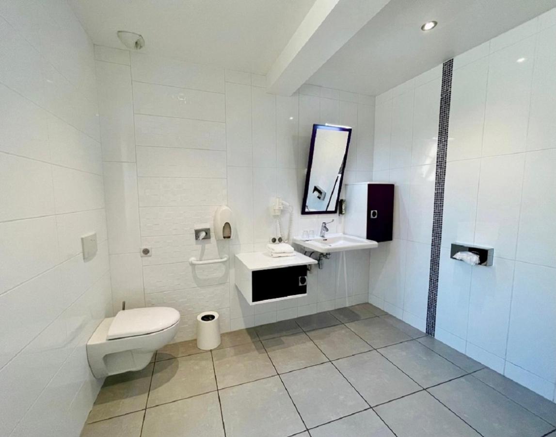 Hostellerie De Bretonniere - Groupe Logis Hotels Beaune  Dış mekan fotoğraf